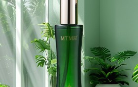 MTMH胶原焕颜精华水：深润补水，持久保湿，让肌肤时刻水润嘭弹